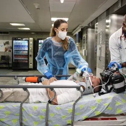 Vía aérea permeable con protección cervical